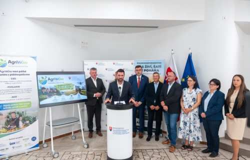 Minister Takáč: Mladých ľudí chceme dostať bližšie k modernému poľnohospodárstvu. Rezort pôdohospodárstva a partneri spúšťajú projekt AgriWow