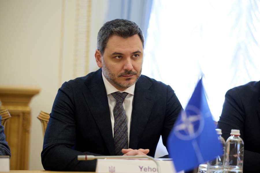 Єгор Чернєв: Україна очікує від Коаліції охочих передовсім на допомогу в постачанні ракет до систем ППО та в подоланні дефіциту фінансування Сил оборони