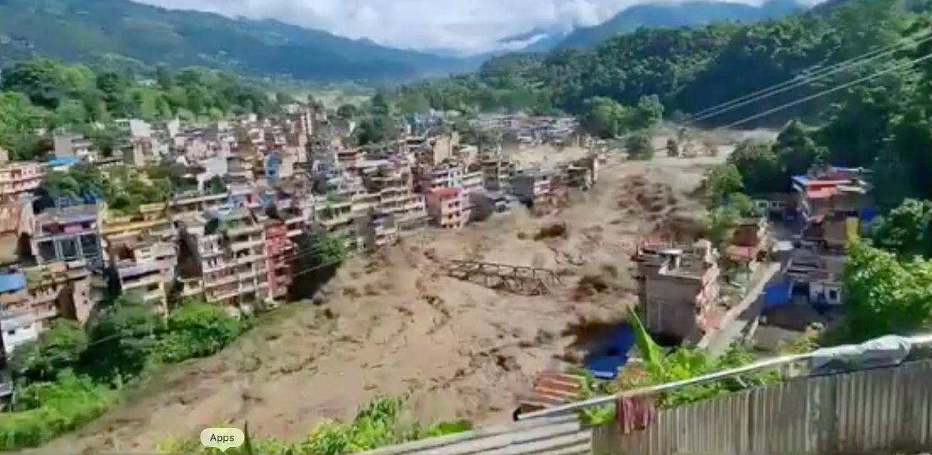 Overstromingen richten ravage aan in Nepal: dorpen volledig weggevaagd