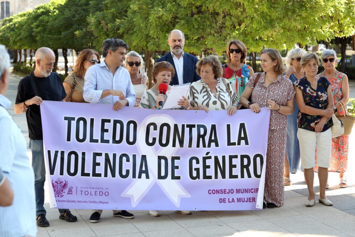 Ana Pérez reivindica unidad y acción conjunta para luchar contra la lacra de la violencia de género