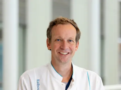 Jeroen Hermanides benoemd tot hoogleraar Anesthesiologie en Waardegedreven zorg