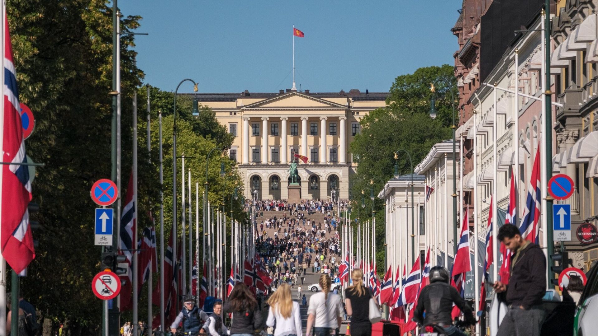 Slik beveger du deg i sentrum på dagen for gravferden