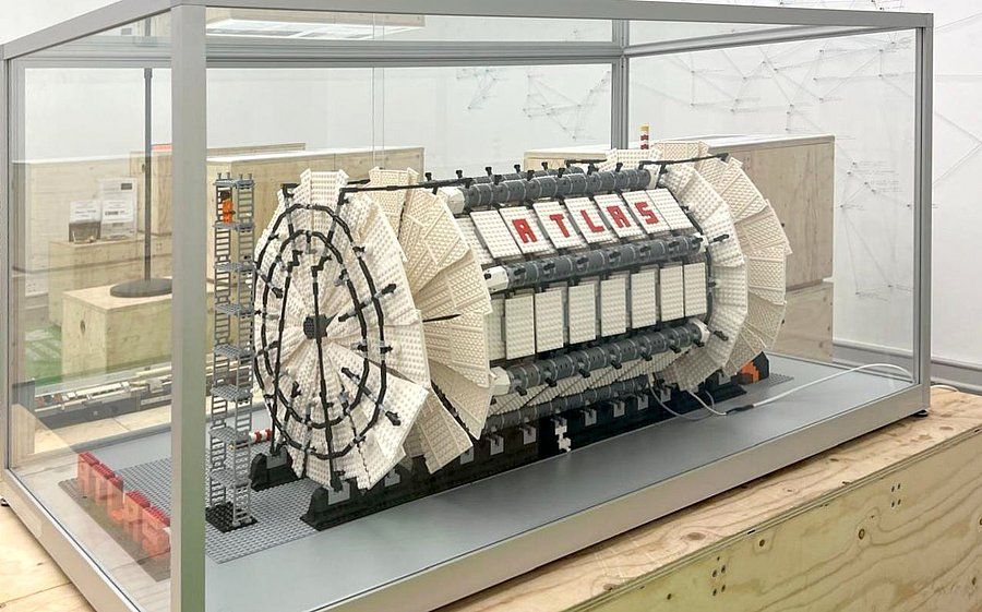 Wer holt sich das CERN ins Wohnzimmer?
