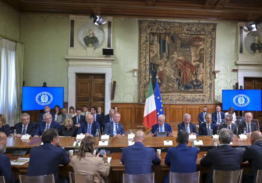 Ex Ilva di Taranto, il Governo incontra gli enti territoriali, le organizzazioni datoriali e sindacati