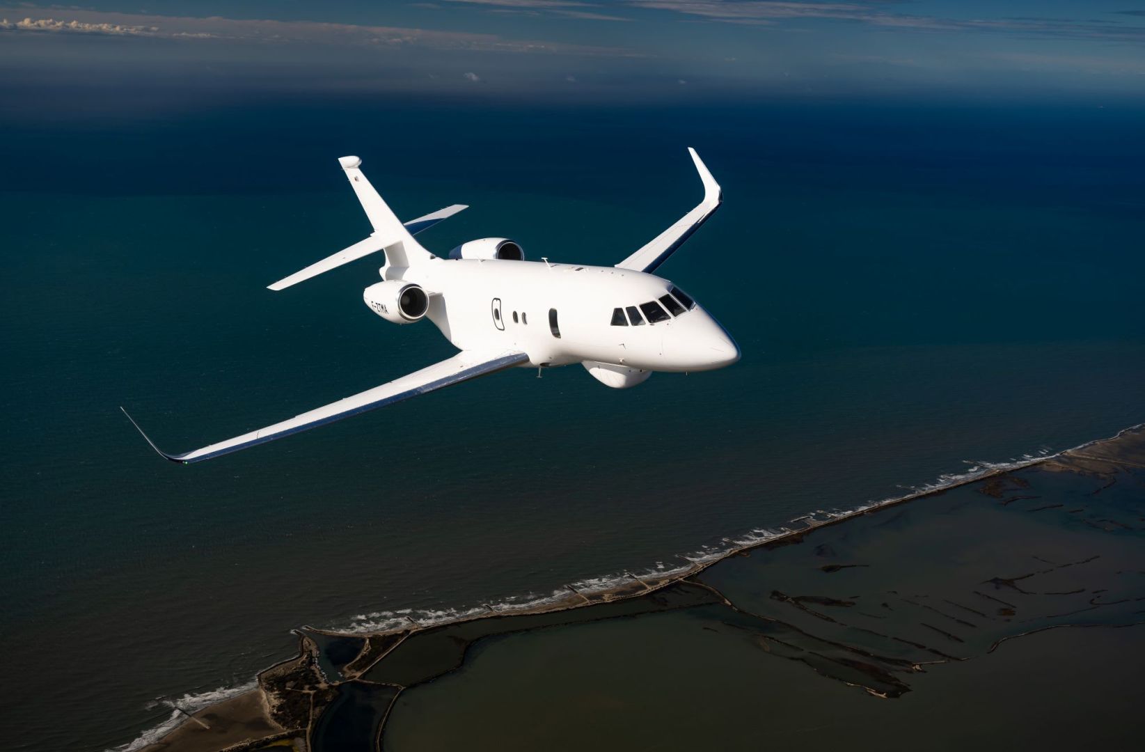 Réception des deux premiers Falcon Albatros par la DGA