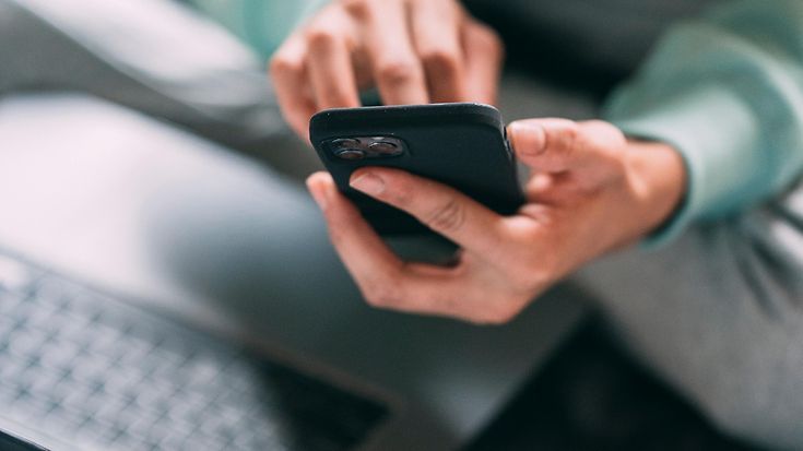 Funktionen von d-you: Die Brieftasche zieht aufs Handy