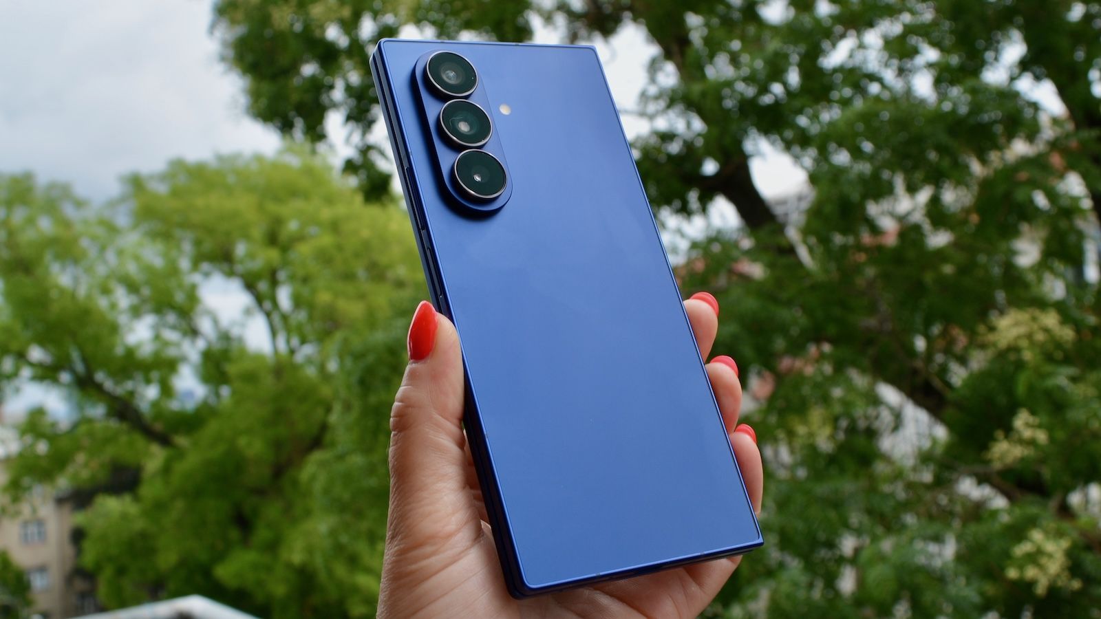 Samsung Galaxy Z Fold7 a Z Flip7 dostávajú nové AI funkcie zo série S26. K čomu slúžia?