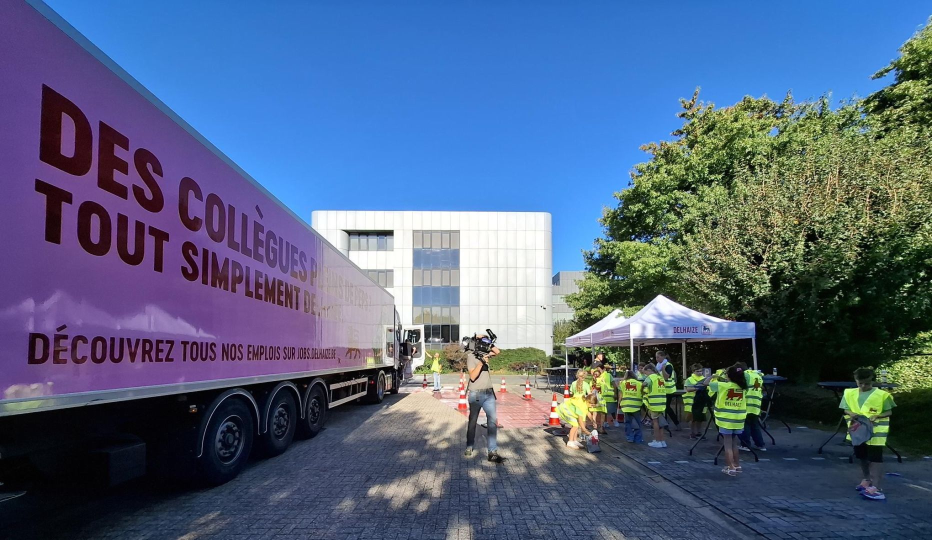 À l’occasion de la Semaine de la Mobilité, Delhaize réunit collaborateurs, chauffeurs, élèves et décideurs autour de la sécurité routière