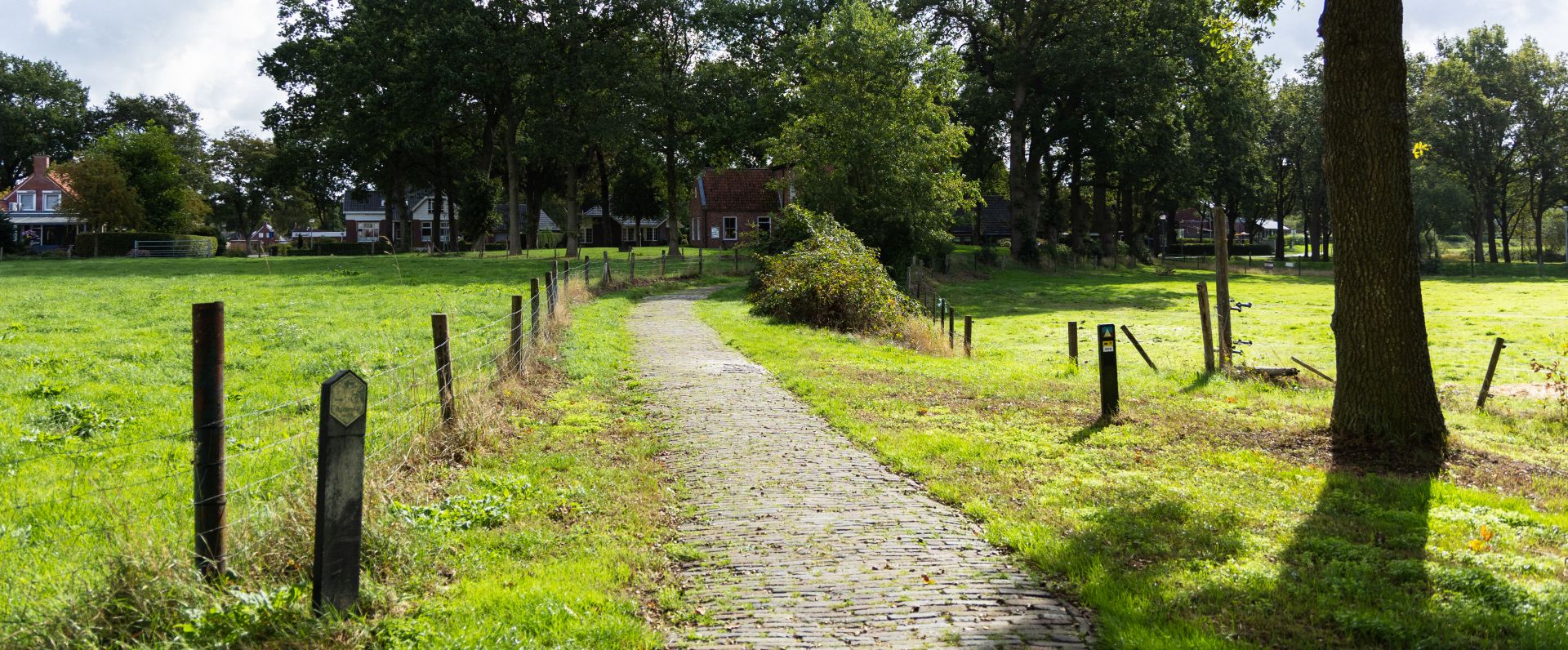 Kerkpad Sellingen wordt groener dankzij subsidie Landschapswerkplaats