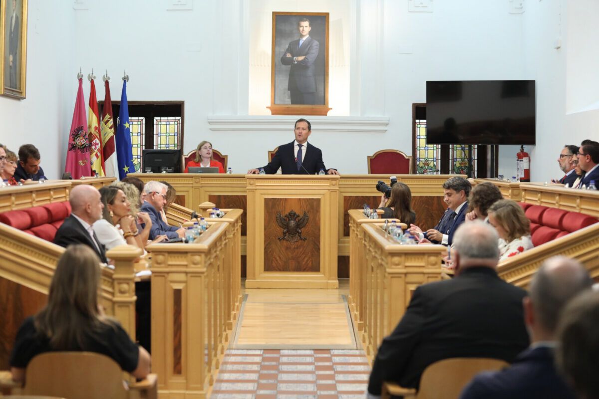 Velázquez: “Esta es la legislatura de la gestión eficiente, de un Ayuntamiento que responde y convierte las demandas de los vecinos en hechos”