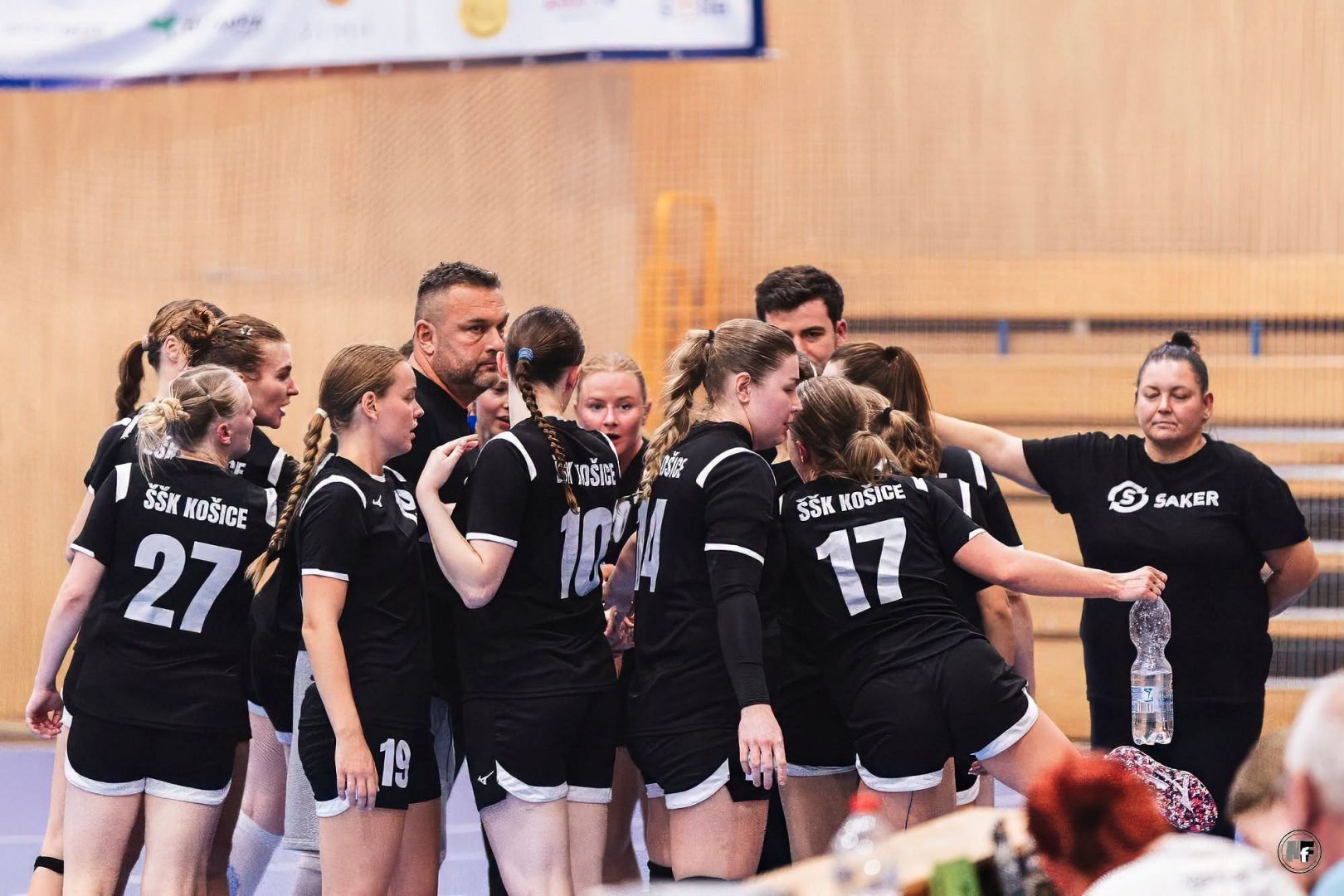 SP ŽIEN: ŠTVRŤFINÁLOVÉ DVOJICE SÚ ZNÁME, OBHAJCA TROFEJE ŠAĽA CESTUJE DO TRENČÍNA