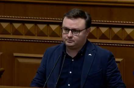 Арсеній Пушкаренко: Спроби зняти санкції ЄС з окремих російських олігархів виглядають особливо ганебно на фоні розширення впливу війни на територію країн Євросоюзу