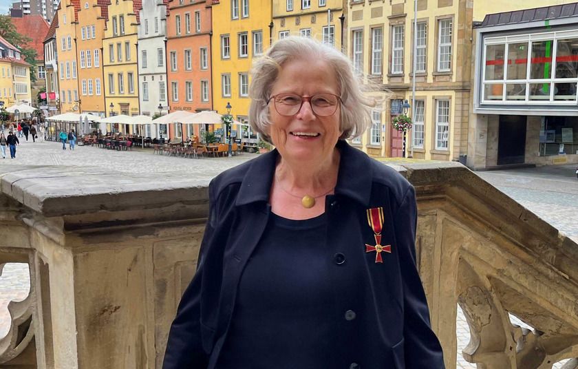 Bundesverdienstkreuz für ehemalige Pflege-Professorin der Hochschule Osnabrück