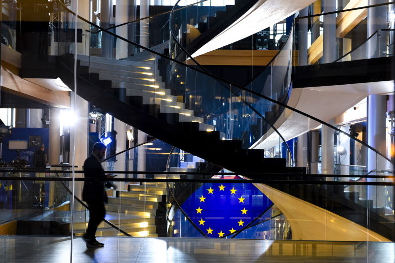 Debata s českými europoslanci