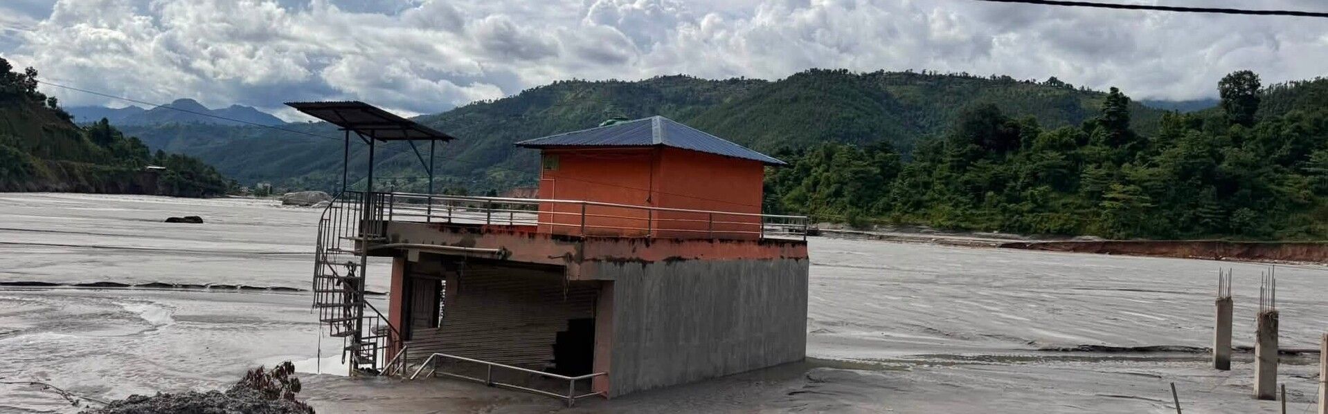 Einen Monat nach der Flut: Tausende brauchen sichere Unterkünfte