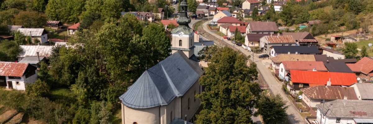 Gréckokatolícky chrám Narodenia Presvätej Bohorodičky v Jarabine: Architektonický klenot s talianskou stopou