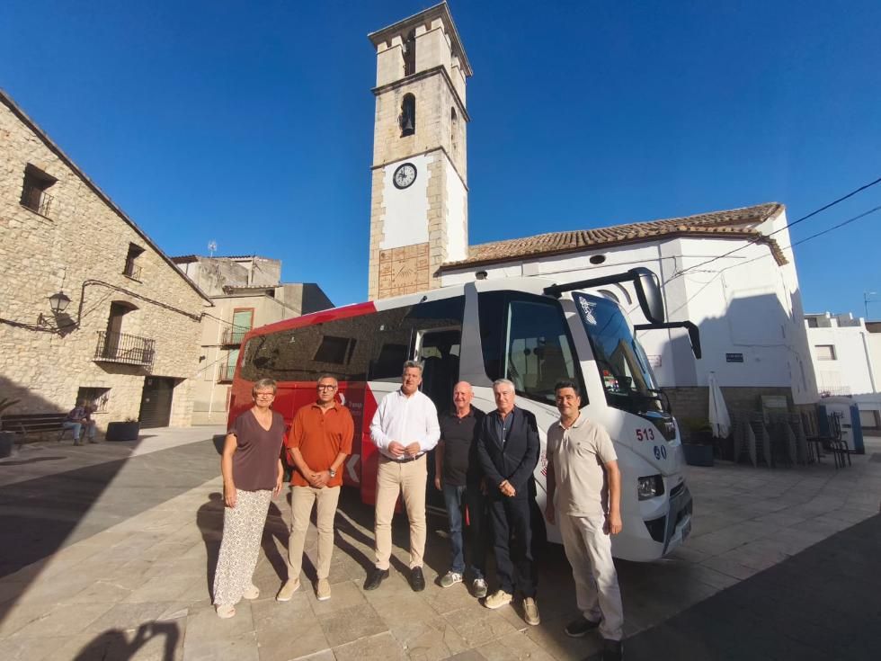 La Generalitat extiende el transporte a la demanda para garantizar la movilidad en los pequeños municipios y optimizar el gasto público