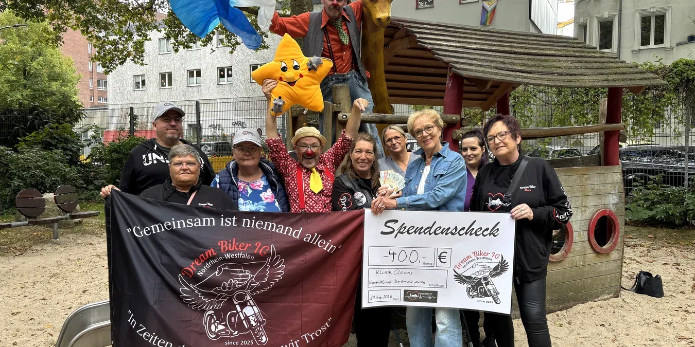 Schwarze Kutten und rote Nasen: Biker unterstützen Klinikclowns