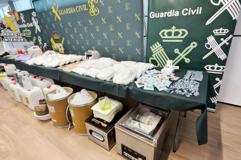 La Guardia Civil desarticula en Barakaldo un laboratorio clandestino capaz de producir hasta 200 kilos de speed a la semana
