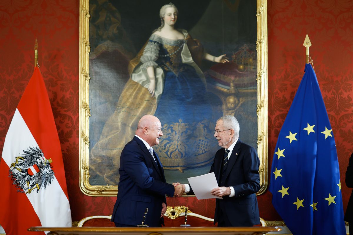 Bundespräsident gelobt Regierung unter Kanzler Christian Stocker an