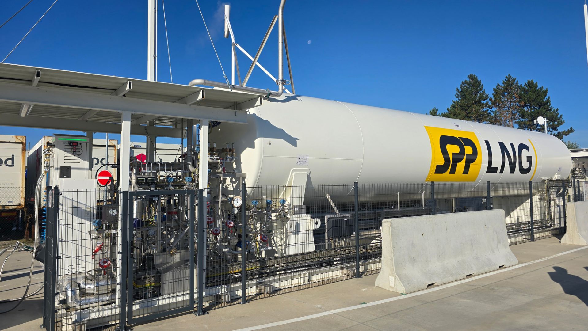 SPP otvoril novú LNG stanicu pri Žiline