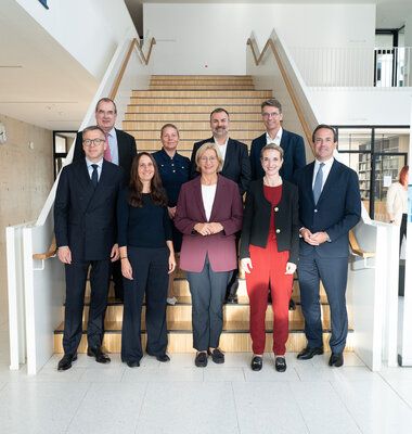 Prof. Dr. Dr. Stephanie Tritt als neue Vorstandsvorsitzende und Ärztliche Direktorin begrüßt