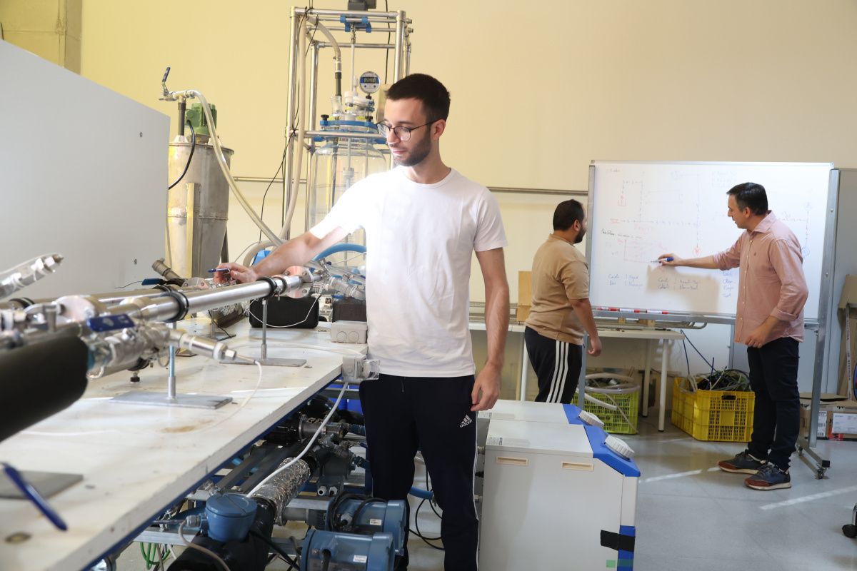 La UPCT lidera el proyecto para triplicar la transferencia de calor en procesos industriales con flujos viscosos