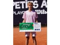 Lukas Lörinčík s titulom z turnaja Les Petit As - Europe Playoffs - v Plovdive