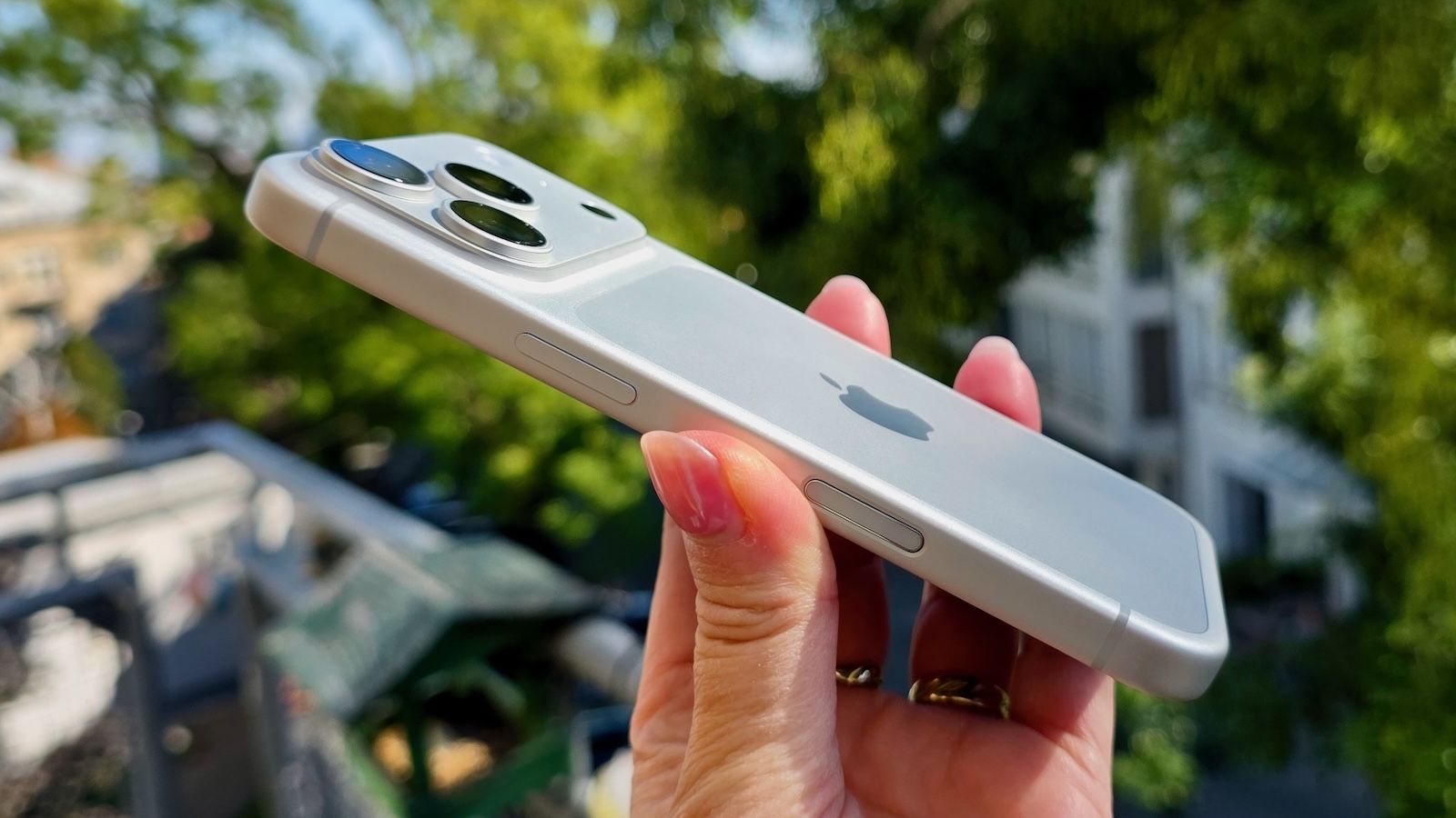 Recenzia Apple iPhone 18 Pro: Vyvážený výkon v kompaktnom tele
