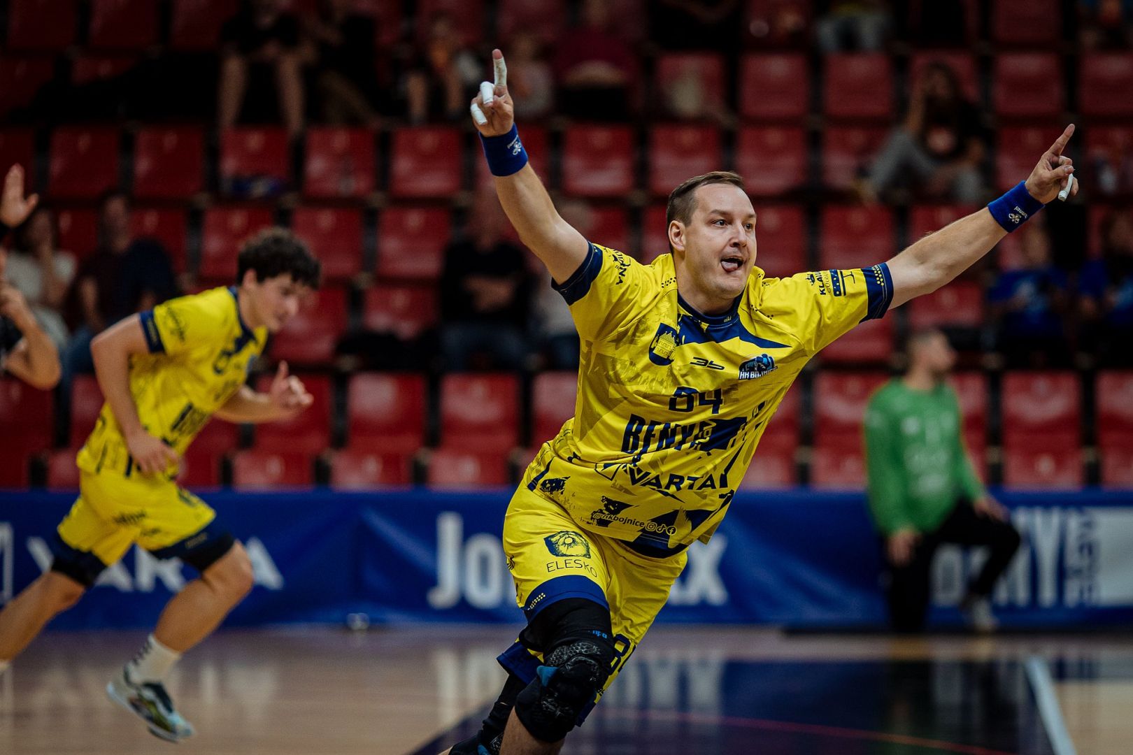 HANDBALL EXTRALIGA: V PIATOM KOLE POVAŽANIA PRVÝ RAZ OKÚSILI PREHRU