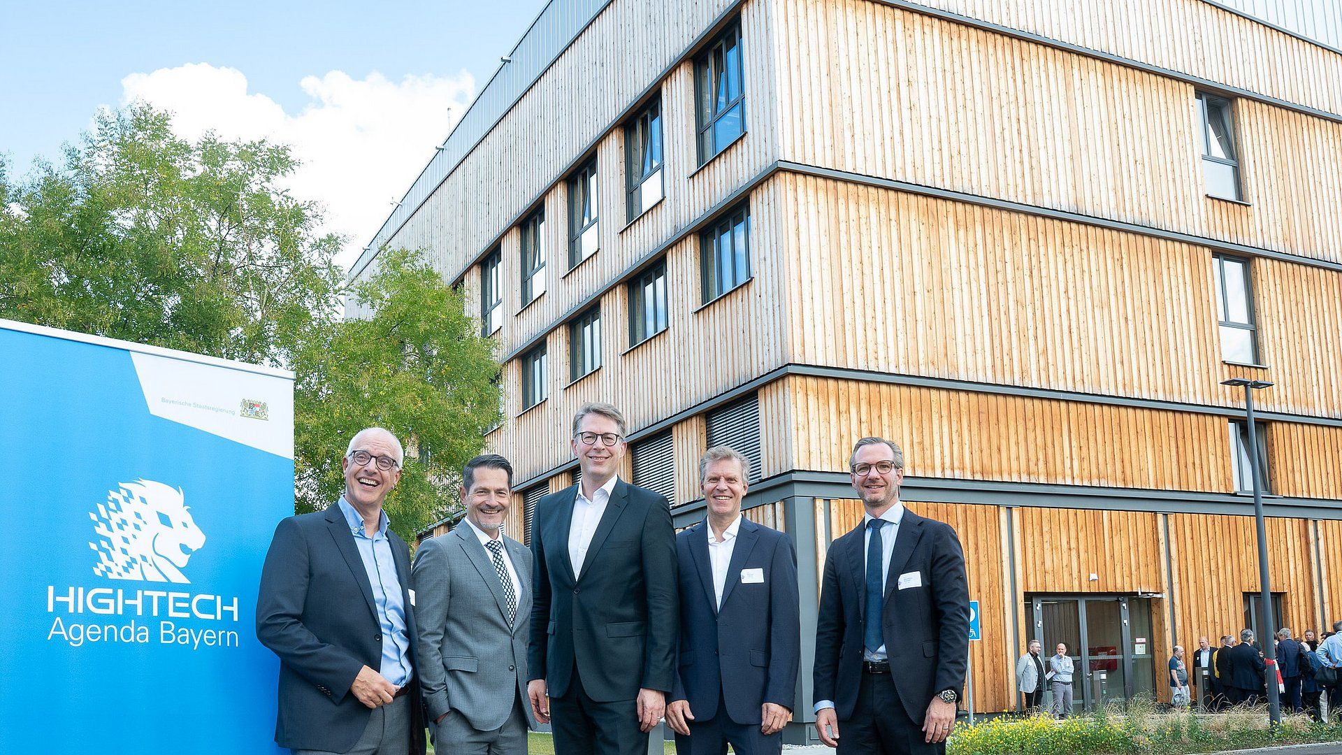 TUM eröffnet neues Zentrum für Mini-Organe