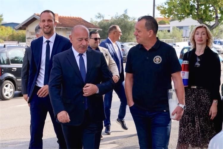 Ministar Medved na obilježavanju 35. obljetnice Dana obrane Zadra