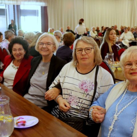 Deň úcty k starším v Senici: spoločné popoludnie pre seniorov