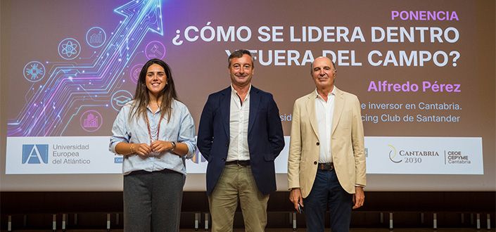 Alfredo Pérez comparte las claves para afrontar el mercado laboral con los estudiantes de UNEATLANTICO en el marco de una nueva charla de ¿Y ahora qué?