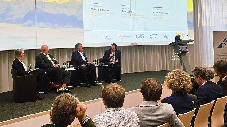 Herausforderungen und Lösungsansätze für grenzüberschreitende Mobilität und Transport