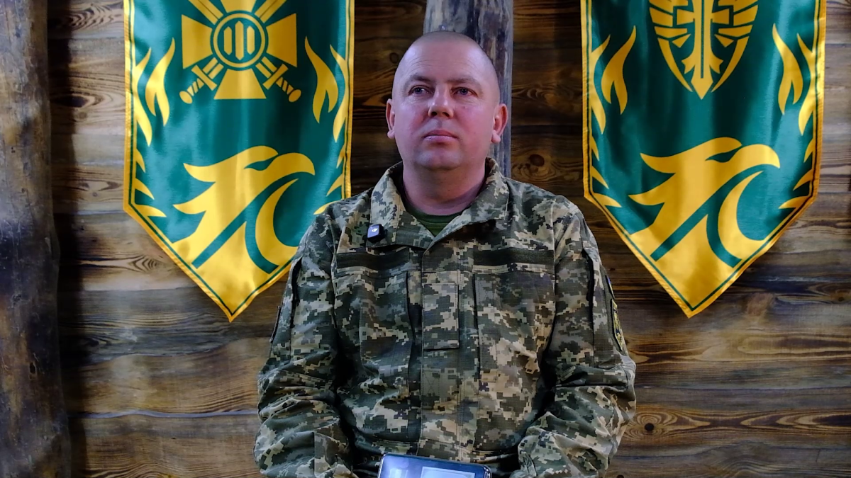 (ВІДЕО) Сувора дисципліна і тиша тримають позицію: історія стрільця Гюрзи на Лиманському напрямку