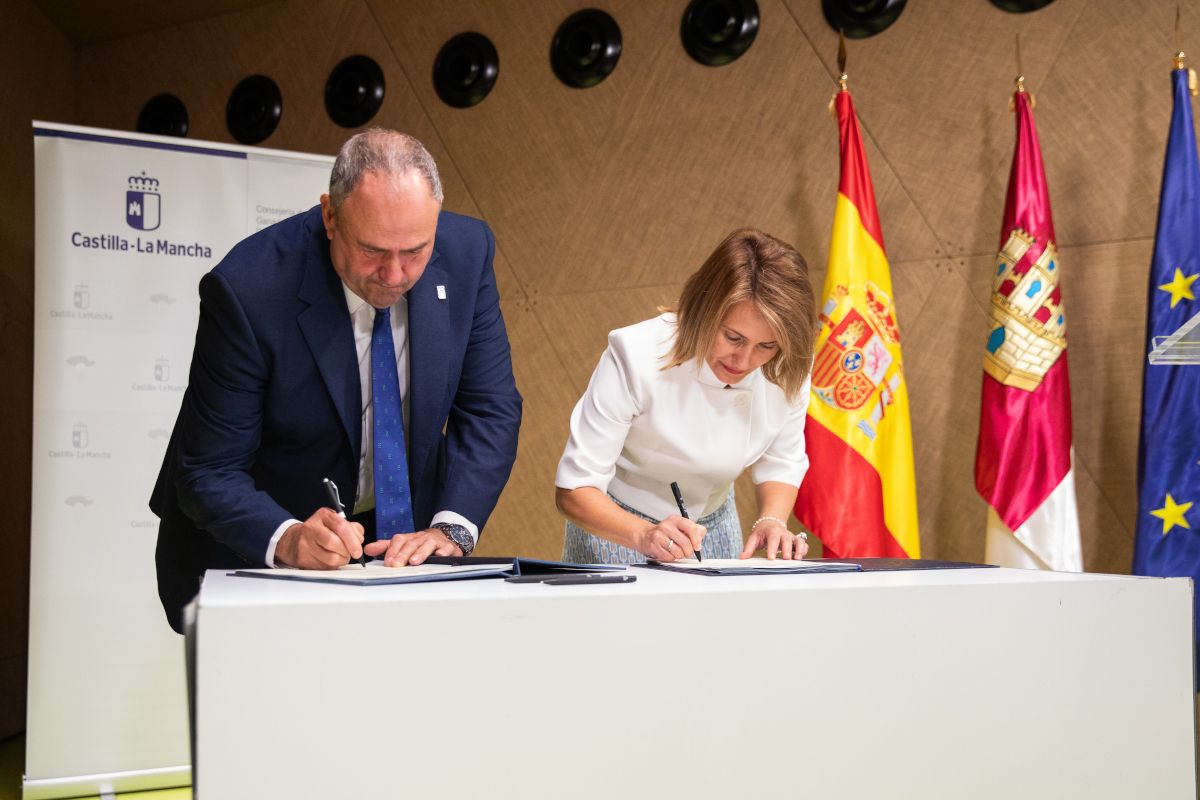 Convenio con el Gobierno de Castilla-La Mancha para poner a disposición de agricultores, ganaderos e industria agroalimentaria una nueva herramienta de financiación