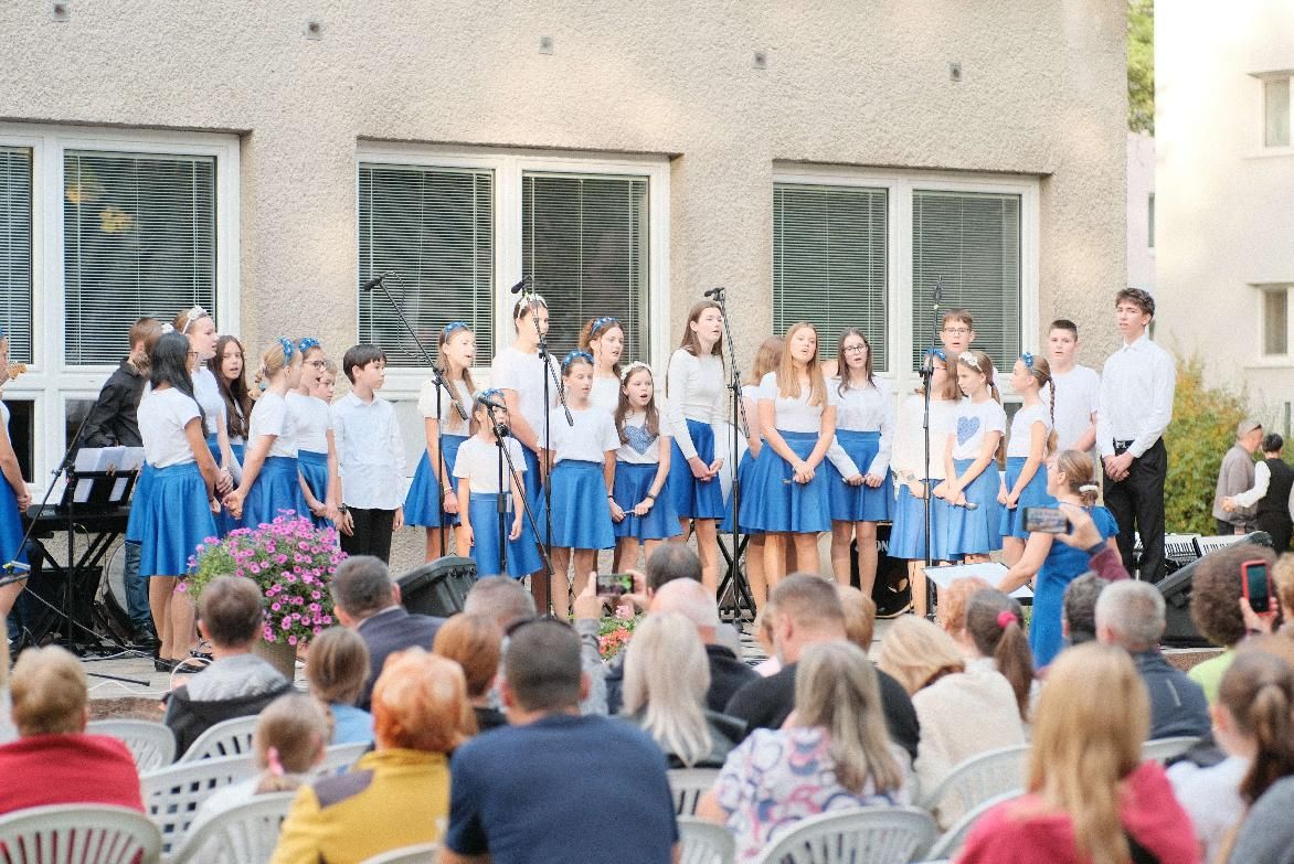 Tridsať rokov na Krčulovej ulici. Základná umelecká škola oslávila miesto, ktoré je ich druhým domovom