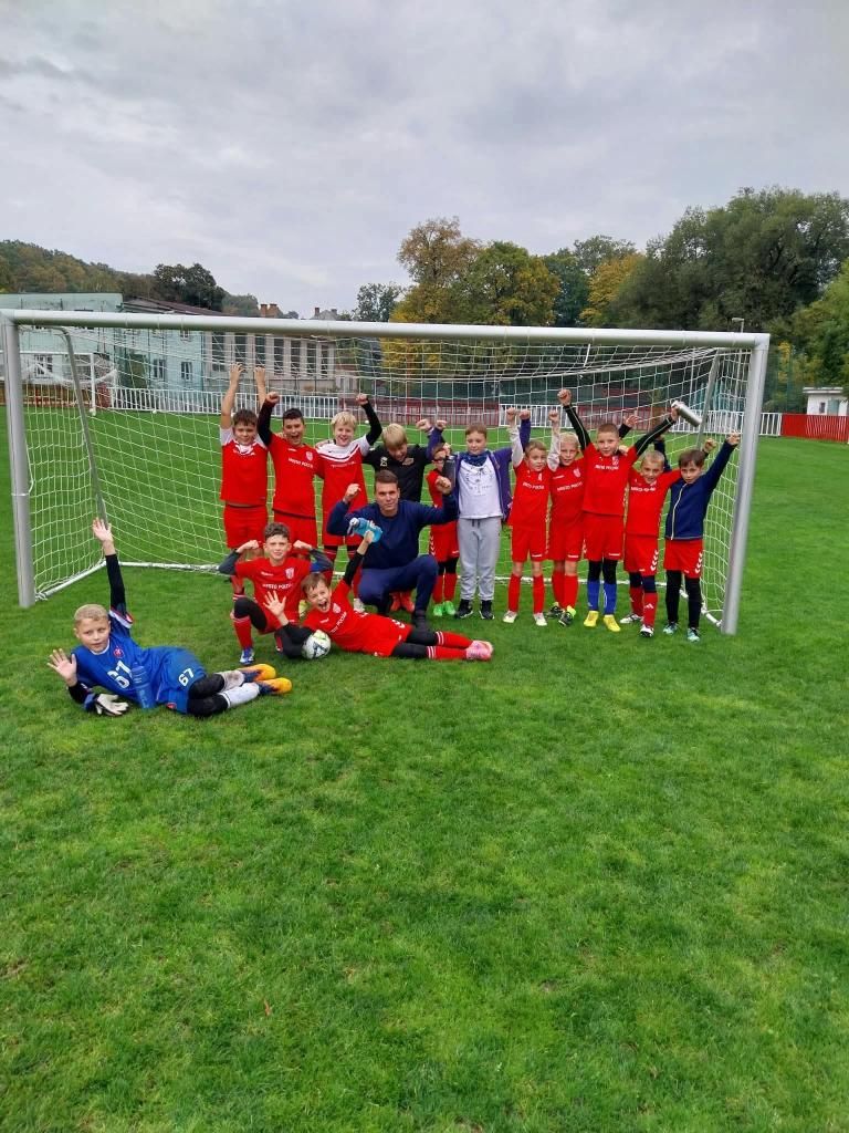 Výsledky futbalových zápasov TJ Sklotatran Poltár