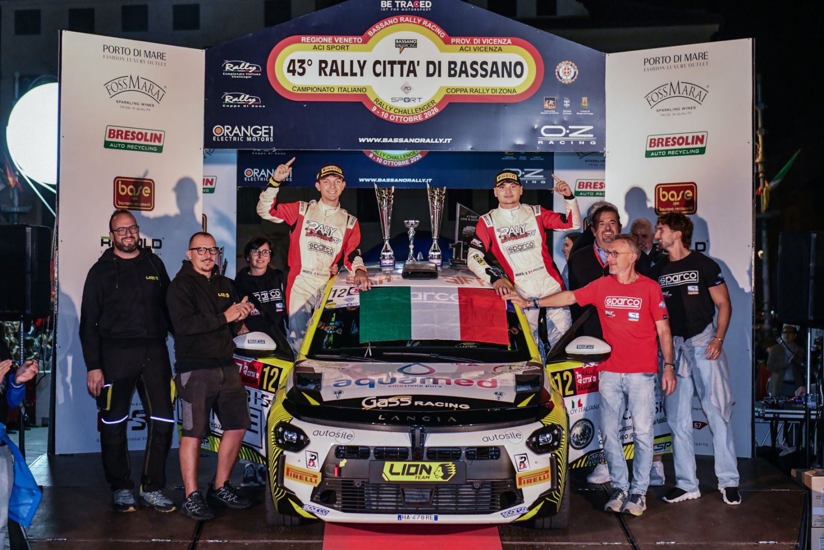 AL RALLY DI BASSANO NICOLÒ ARDIZZONE È CAMPIONE CIRC 2RM 2026 E MARCO SIGNOR VINCE LA REGIONE NORD EST DEL TROFEO PIRELLI ACCADEMIA
