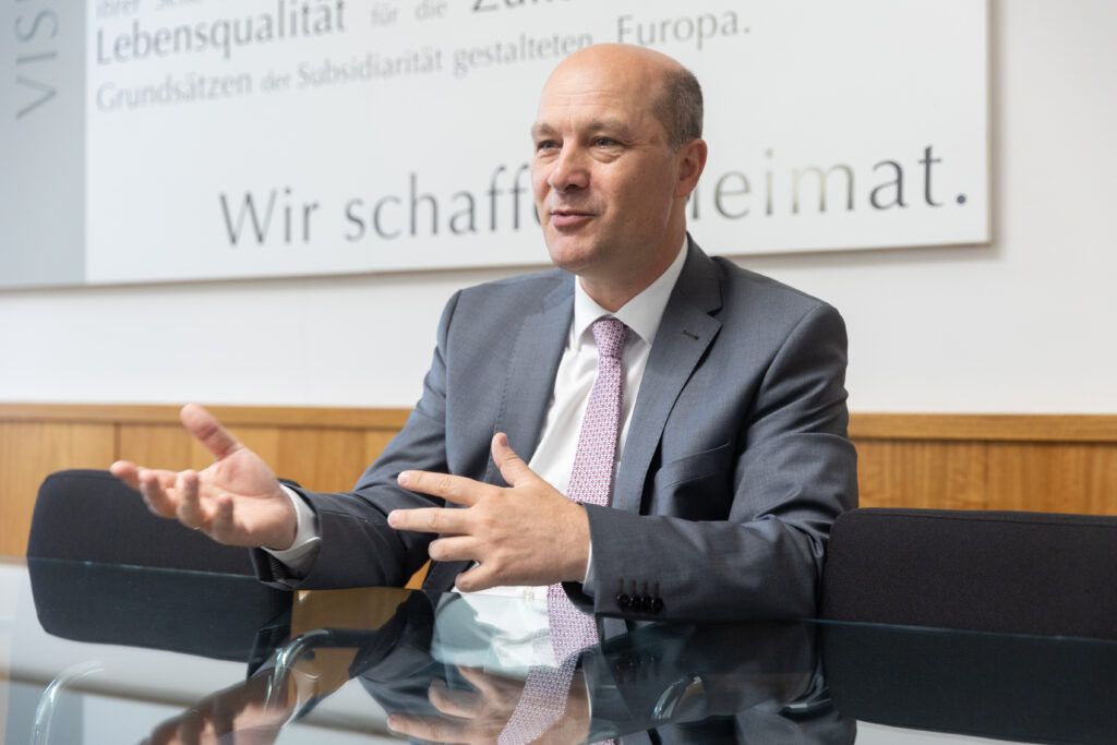 Pressl begrüßt Entlastung der Gemeinden bei Betreuung und Instandhaltung von ÖBB-Bahnhöfen