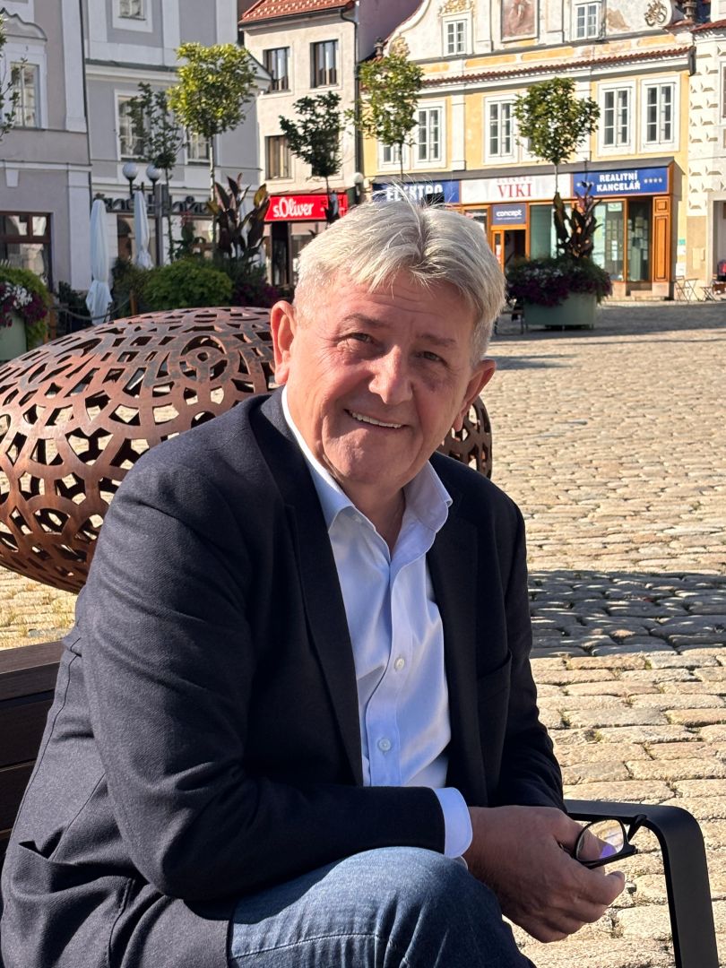 Ladislav Med: Senátor musí zastupovat celý region. Nejen ty, kteří ho volili