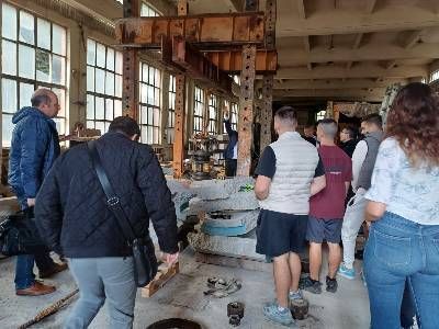 Висше транспортно училище „Тодор Каблешков“