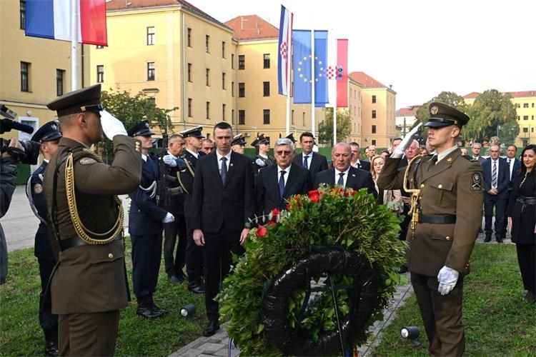 In memoriam general bojnik Blago Zadro i pukovnik Alfred Hill