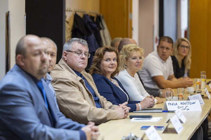 Kraj pomáhá získávat mladé lidi pro stavebnictví