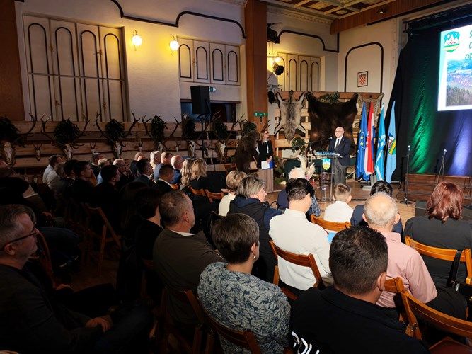 Ministarstvo rada, mirovinskoga sustava, obitelji i socijalne politike (MRMSOSP)
