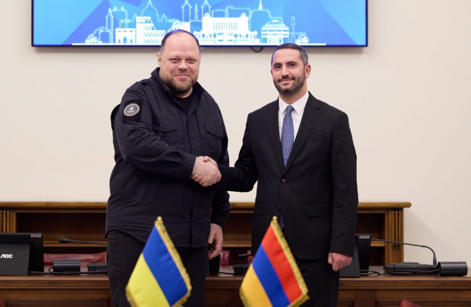 "Ми дуже хочемо справедливого і тривалого миру. Завершення війни, а не окупації": Голова Верховної Ради України Руслан Стефанчук виступив на Європейській конференції голів парламентів у Римі