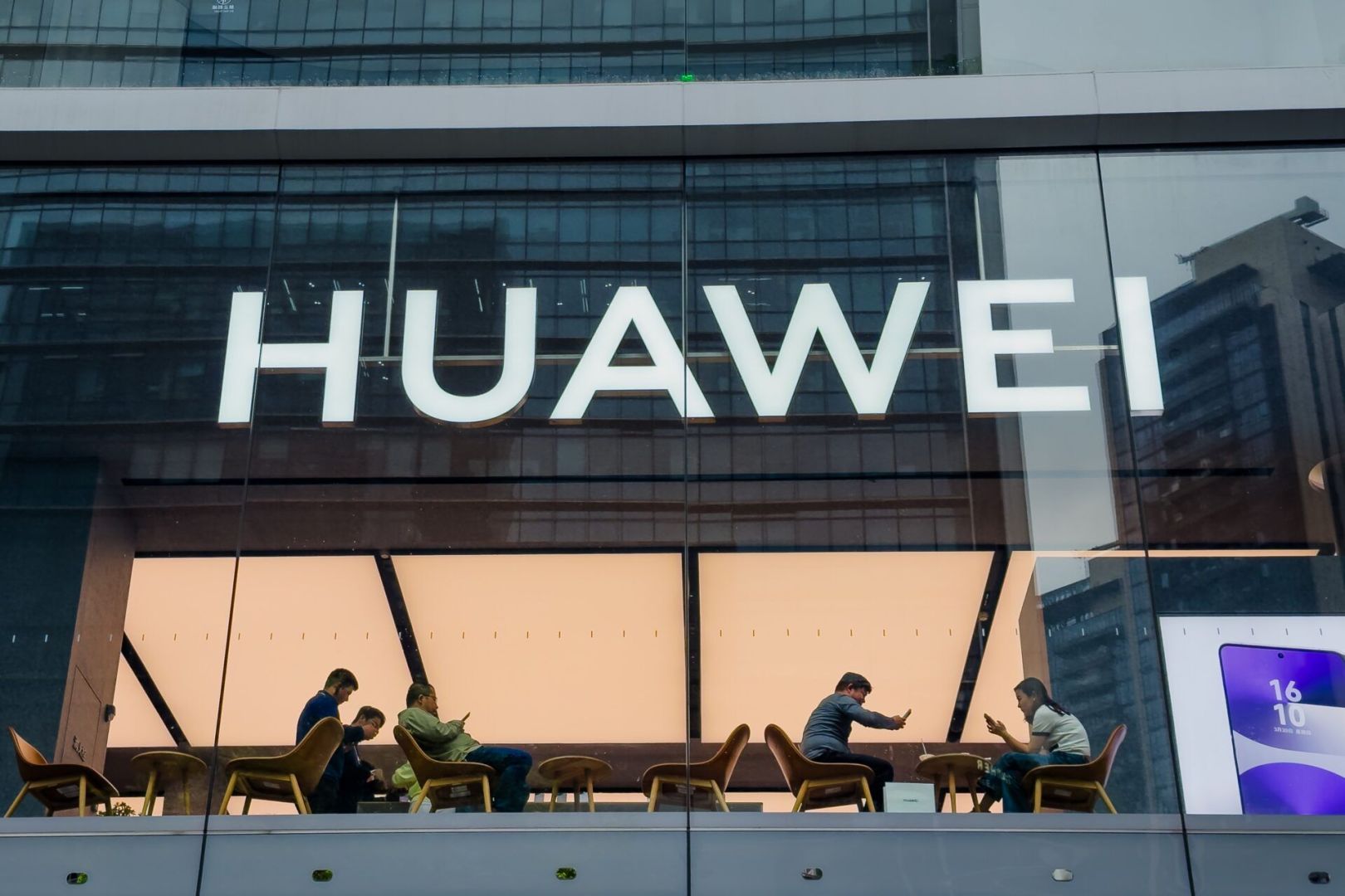 Huawei Becomes Proxy for Public Criticism of Party-State
