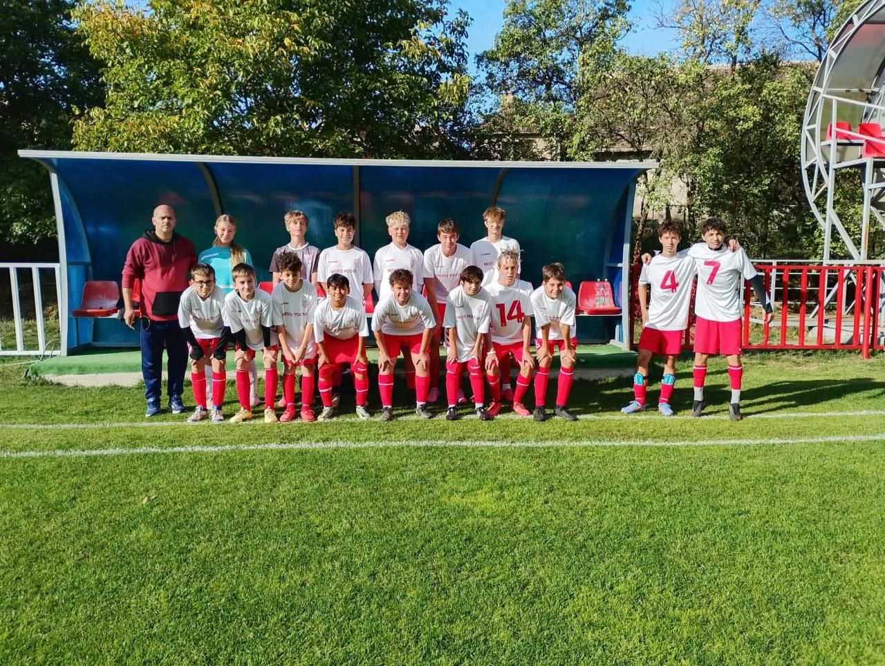 Výsledky futbalových zápasov TJ Sklotatran Poltár