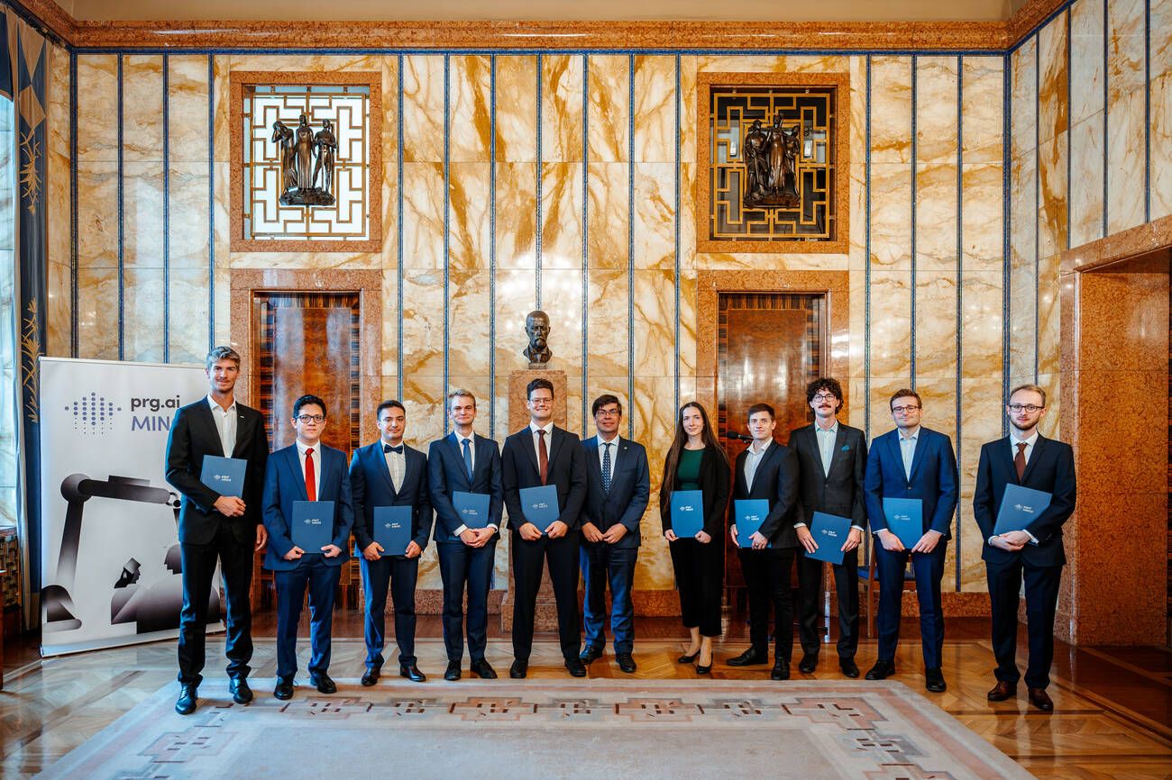 Program prg.ai Minor má deset nových absolventů z FEL ČVUT